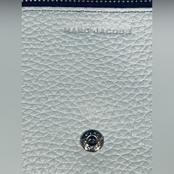Marc Jacobs baby blue leather crossbody wallet Bag - Picture 3 of 6